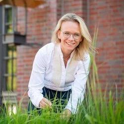 Dr. Lina Sofie v. Fricken, ESG Manager